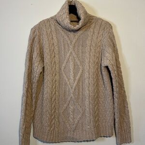 INIS CRAFTS 100% MERINO WOOL WOMEN’S  SWEATER SIZE M